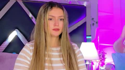 Giigii online show from 03-10-26, 04:01