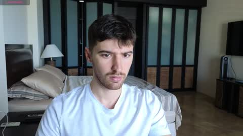 gilbertogonzales online show from 11-26-25, 02:45