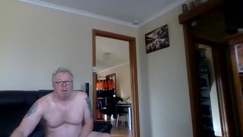 gimmmieoooo online show from 05-15-26, 11:23