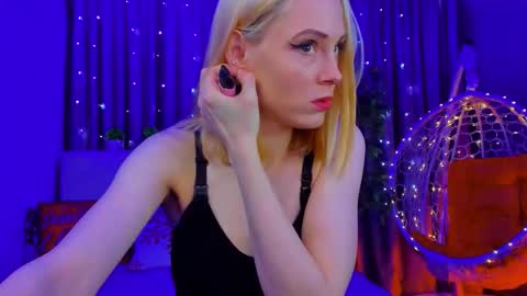 Gina online show from 02-08-26, 12:47