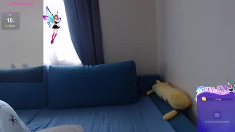 Snapshot of gina_lvs_cum chatting on 12-16-24, 10:40 Gyna online show from 12-16-24, 10:40