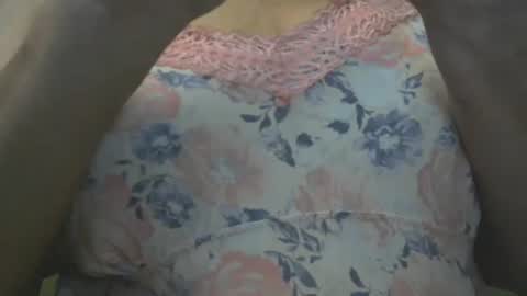 Snapshot of ginabean50 chatting on 07-10-26, 03:11 Gina online show from 07-10-26, 03:11