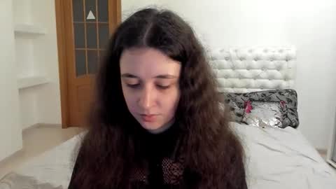 Kate online show from 11-04-25, 08:35