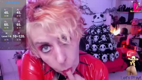 Snapshot of ginamiracle chatting on 11-01-25, 11:07 Gina Moor online show from 11-01-25, 11:07