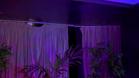 Gina online show from 09-24-25, 07:06