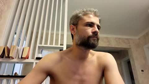 Snapshot of gindrie chatting on 01-19-25, 11:43 Gabriel online show from 01-19-25, 11:43