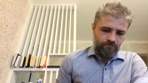 Snapshot of gindrie chatting on 09-10-25, 08:03 Gabriel online show from 09-10-25, 08:03