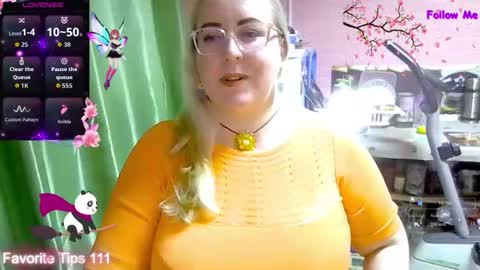 ginesia online show from 11-30-25, 11:58