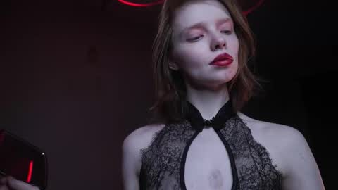 Snapshot of ginger_hugs chatting on 11-10-25, 10:09 im expecting 350 thumbs up on my altar online show from 11-10-25, 10:09