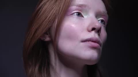 Snapshot of ginger_hugs chatting on 11-11-25, 10:10 im expecting 350 thumbs up on my altar online show from 11-11-25, 10:10