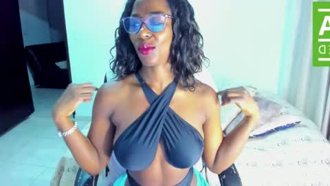 Snapshot of ginger_smil chatting on 01-10-26, 09:55 Diana online show from 01-10-26, 09:55