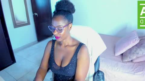Snapshot of ginger_smil chatting on 05-17-26, 03:52 Diana online show from 05-17-26, 03:52