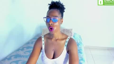 Snapshot of ginger_smil chatting on 07-26-26, 04:14 Diana online show from 07-26-26, 04:14