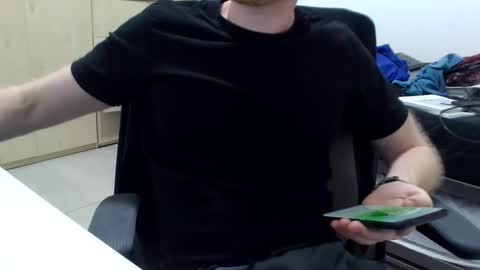 Snapshot of ginger_xxx chatting on 05-12-26, 07:55 mike online show from 05-12-26, 07:55