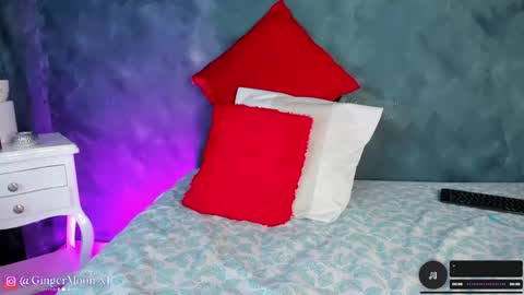 Snapshot of gingermoon_ chatting on 05-07-26, 01:27 Ginger online show from 05-07-26, 01:27