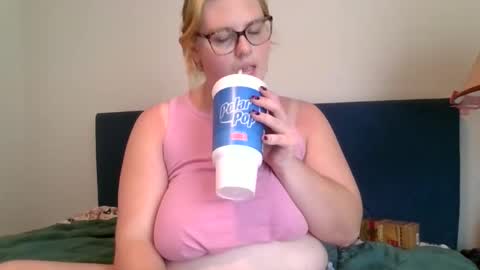 gingersnnapppp online show from 05-13-26, 03:42