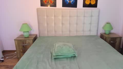 Ginny online show from 01-30-25, 04:45