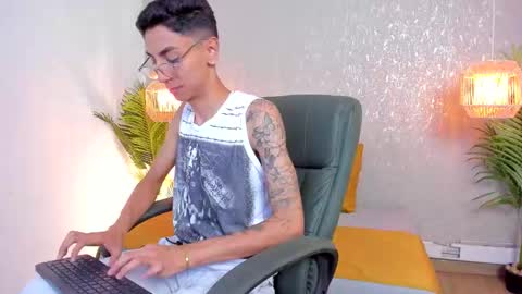 Gio Carangi online show from 02-22-26, 04:02