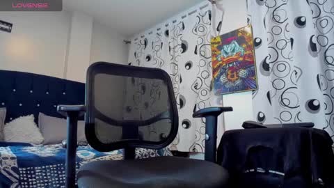 Snapshot of giomar_reyes chatting on 10-11-25, 05:50 GIOMAR REYES online show from 10-11-25, 05:50