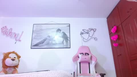 Snapshot of giorgina_montiere chatting on 06-11-26, 02:26 giorgina_montiere online show from 06-11-26, 02:26