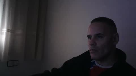 Snapshot of gioshadow chatting on 01-05-25, 01:04 gioshadow online show from 01-05-25, 01:04