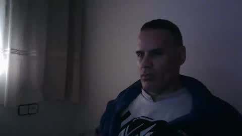 Snapshot of gioshadow chatting on 01-12-25, 12:55 gioshadow online show from 01-12-25, 12:55