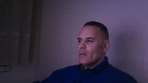 Snapshot of gioshadow chatting on 02-01-25, 08:05 gioshadow online show from 02-01-25, 08:05