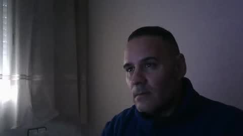 Snapshot of gioshadow chatting on 02-14-25, 09:24 gioshadow online show from 02-14-25, 09:24
