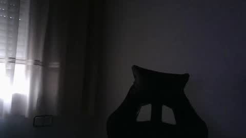 Snapshot of gioshadow chatting on 09-21-25, 12:18 gioshadow online show from 09-21-25, 12:18