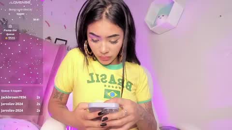 Snapshot of giovanna_oliveira chatting on 02-09-25, 08:54 Giovanna  online show from 02-09-25, 08:54