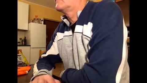 Snapshot of giovanni_1964 chatting on 03-01-26, 09:33 giovanni_1964 online show from 03-01-26, 09:33