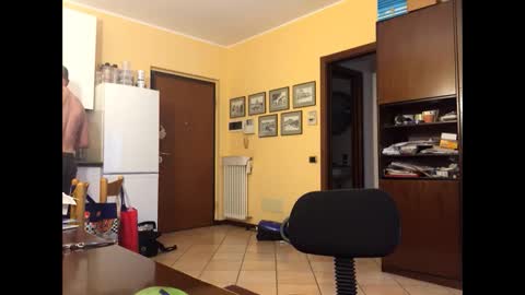 Snapshot of giovanni_1964 chatting on 05-16-26, 12:04 giovanni_1964 online show from 05-16-26, 12:04