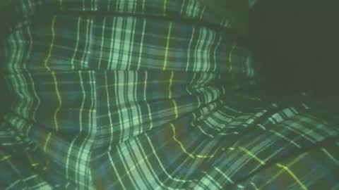 Giovanny online show from 10-21-25, 05:08