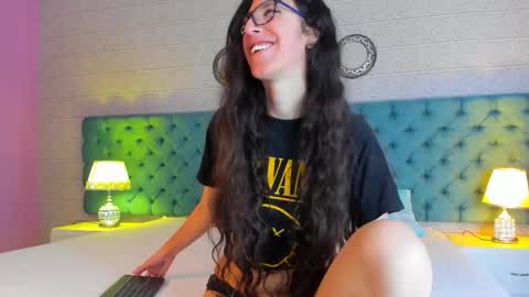 GirafMusic online show from 03-11-26, 01:28