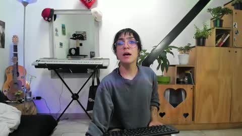 girasol1921 online show from 12-09-24, 09:58