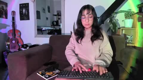 girasol1921 online show from 01-16-25, 02:41