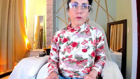 Girasol Walton online show from 01-15-25, 07:01