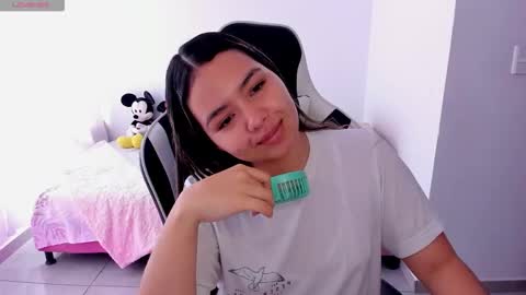 Alana online show from 12-22-25, 12:46