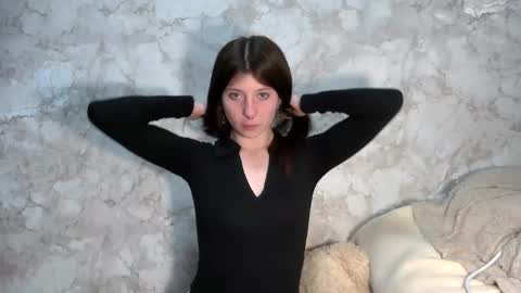 girl_cute007 online show from 03-24-26, 10:04