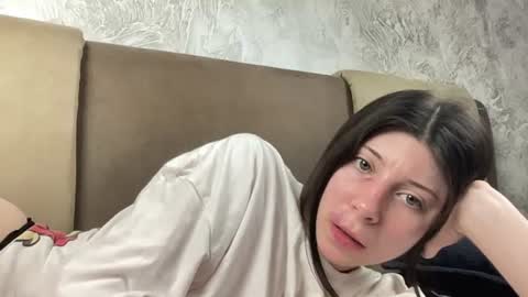 Snapshot of girl_cute007 chatting on 07-25-26, 06:49 girl_cute007 online show from 07-25-26, 06:49