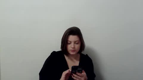 girl_leya online show from 11-12-25, 08:08