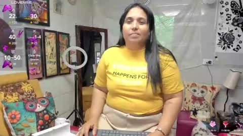 Snapshot of girl_luna_ chatting on 09-27-25, 06:46 girl_luna_ online show from 09-27-25, 06:46