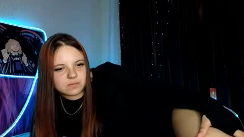 girl_shy07 online show from 07-28-26, 08:01