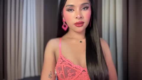 queen ronna online show from 04-25-26, 04:15