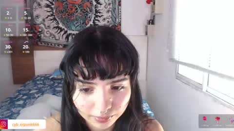 Snapshot of girlredkush chatting on 07-09-26, 02:10 Ann online show from 07-09-26, 02:10