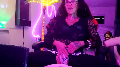 girls227445638252 online show from 11-03-25, 07:09