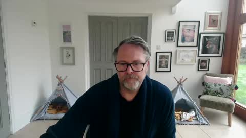 girlsandbikes online show from 01-11-26, 10:42