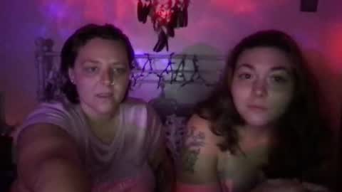 Girls girls  online show from 07-30-26, 02:32