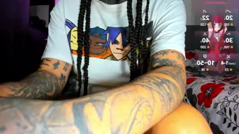 Snapshot of girltattoo__ chatting on 06-23-26, 09:18 kim online show from 06-23-26, 09:18