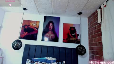  Kylie  online show from 12-16-25, 03:11